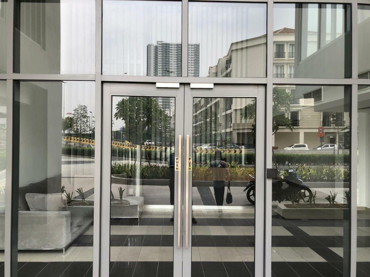 萨布霍姆维沃套房酒店 吉隆坡 外观 照片